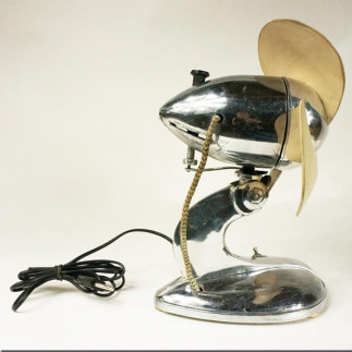 Small aluminum fan with three rubber blades