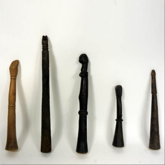 Pilons de différentes représentations