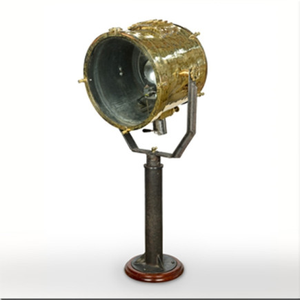 Phare de recherche  (très grand modèle) en laiton sur pied en fer