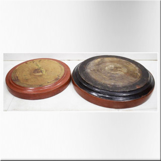 Plateau rond birman en bois laqué rouge