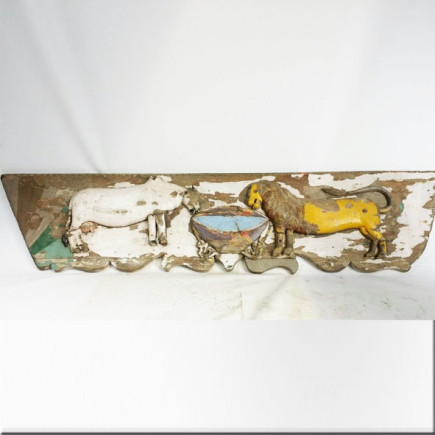 Panneau mural en teck sculpté (lion et vache)
