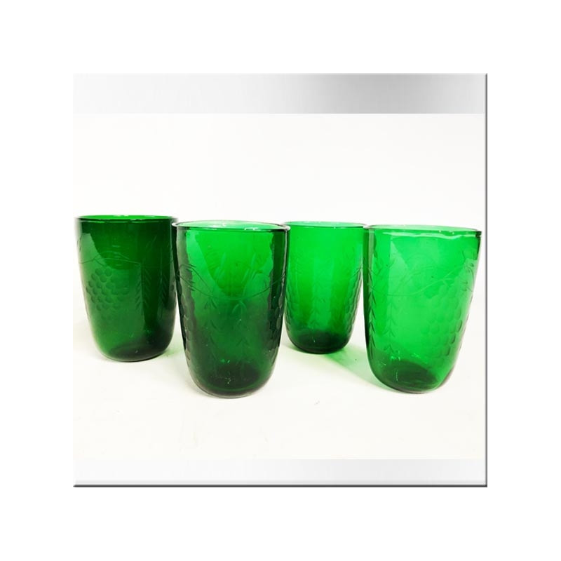 Green lemonade glass