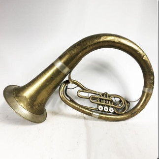 Hélicon, instrument de musique à vent en cuivre