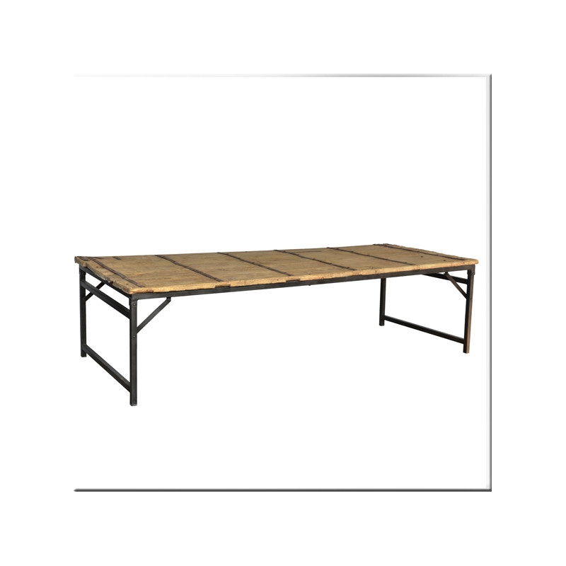Table on folding iron feet