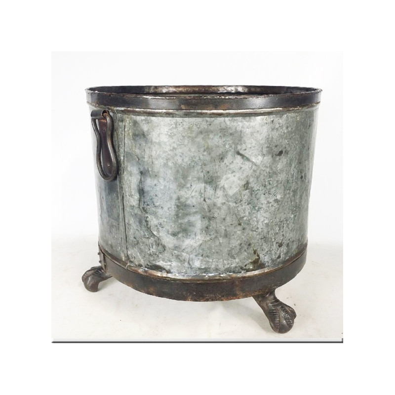 Cache-pot en zinc et pieds griffe