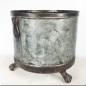 Cache-pot en zinc et pieds griffe
