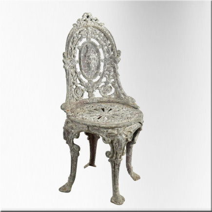 Chaise en fonte