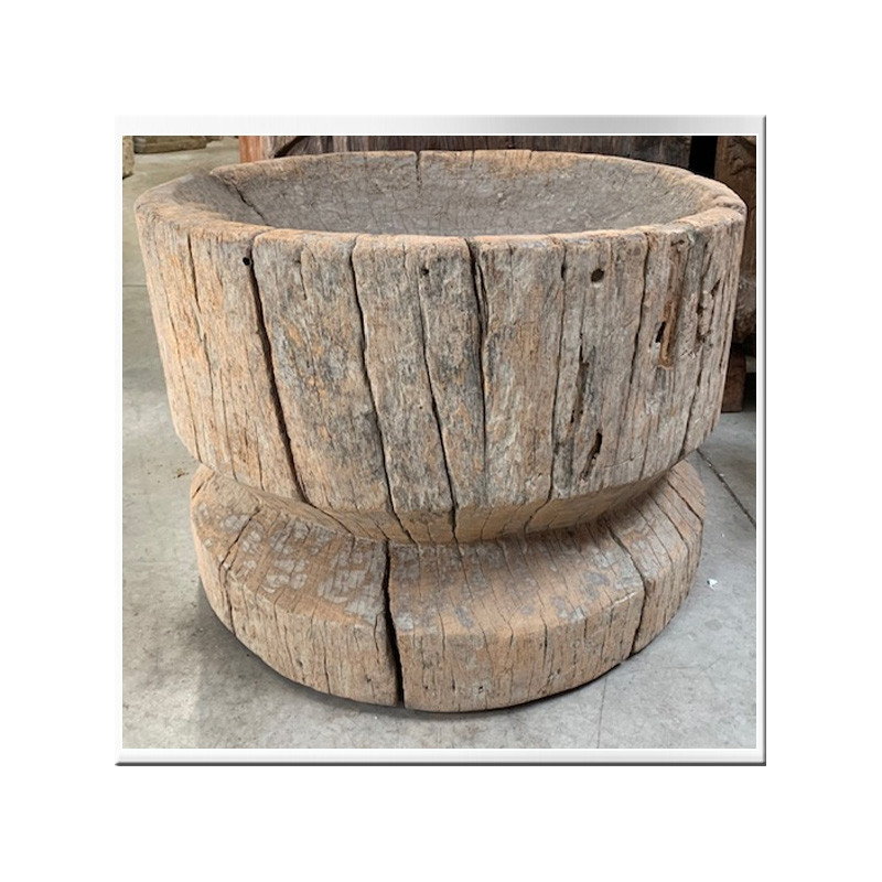 Wooden mortar