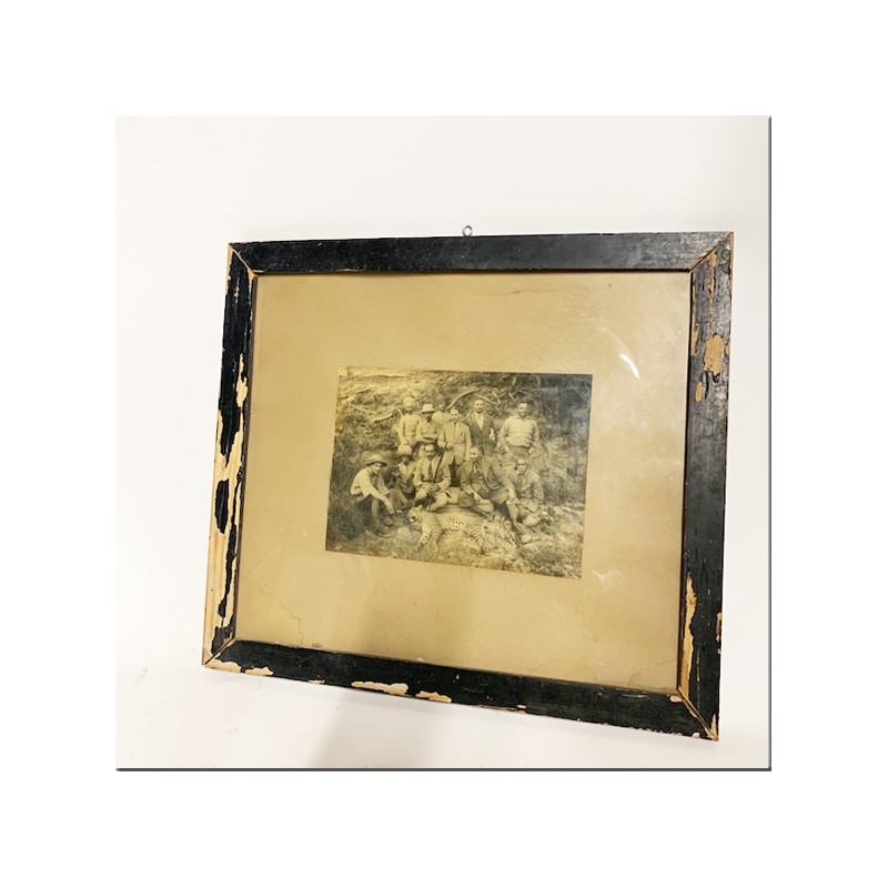 Old framed photo (hunting scene)