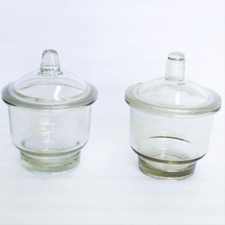 Bocal en verre avec couvercle