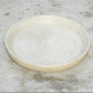 Plat rond en marbre blanc