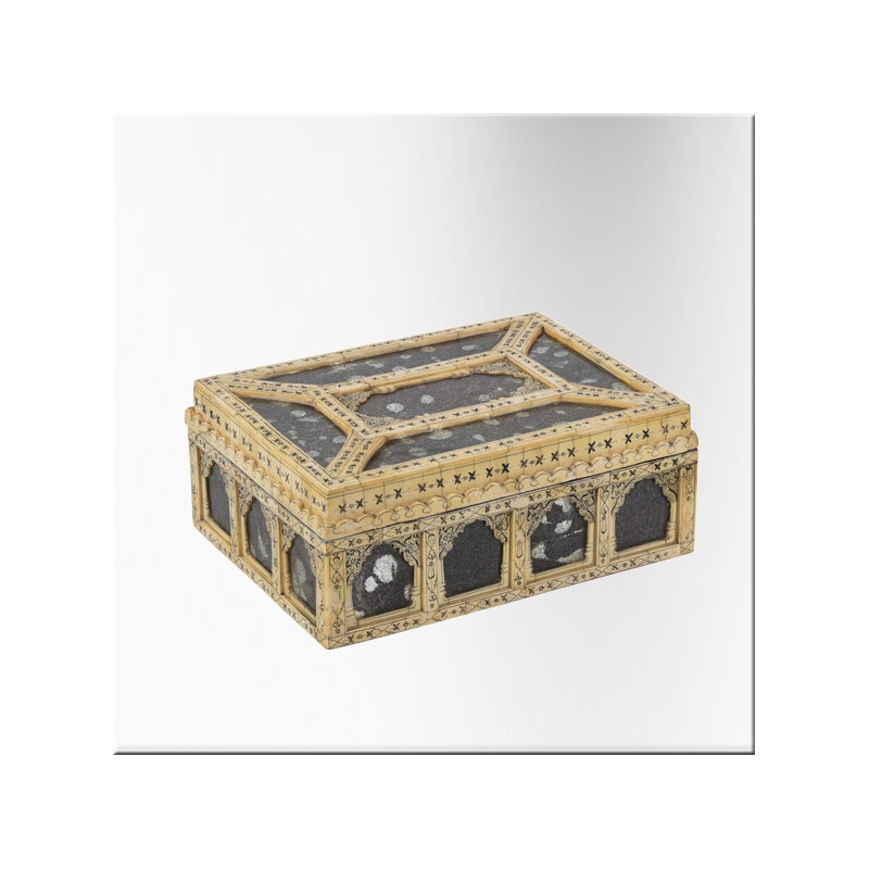 Coffret rectangulaire en bois, os  et miroirs.