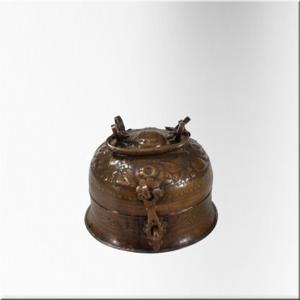 Round copper Pandan box Moghol