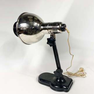Lampe de chevet en tôle et bakélite