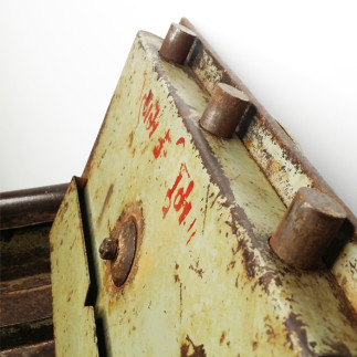 Coffre fort avec clés