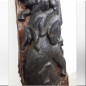 Tronc sculpté représentant une famille d’éléphants