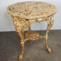 Table de jardin en fonte