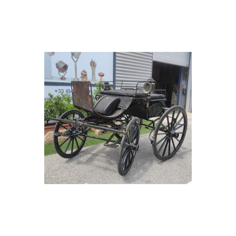 Horse-drawn PHAETON carriage