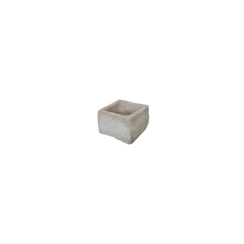Rectangular stone basin 17th century