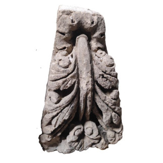 Pair of stone modillions carved in high relief 15th 16th century