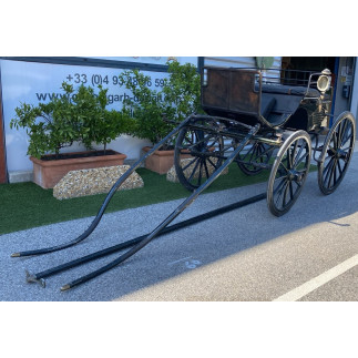 Horse-drawn PHAETON carriage