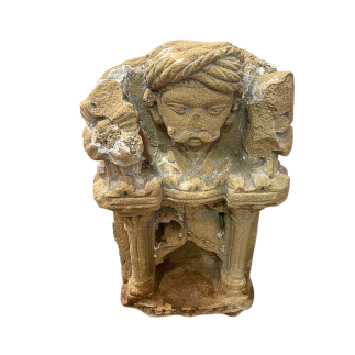 Pierre murale sculptée pour lampe à huile XVIIème siècle