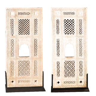 Pair of tall rectangular one-piece beige sandstone lattice panels 18th century