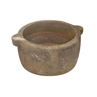 Important mortier rond en pierre sculptée XVIème siècle
