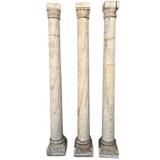 Suite of three doric columns in white marble Bases and capitals palmettes decoration Southern Italy end of 18th century