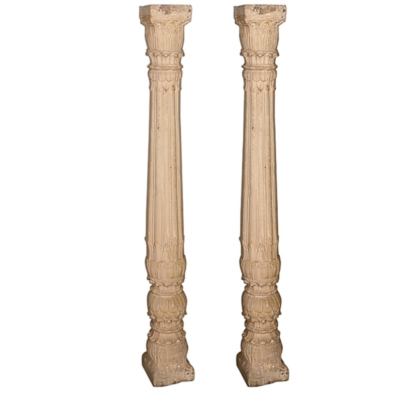 Pair of monobloc columns in beige stoneware carved all sides decorated with palmettes and fluted barrels 18th century