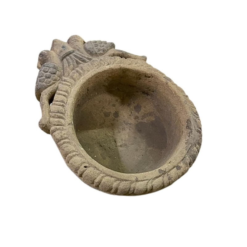 Round carved stone bowl  India early 19th century