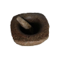Mortier de forme ronde carrée en pierre granitique, accompagné de son pilon conique en marbre.  XVIII ème siècle.
