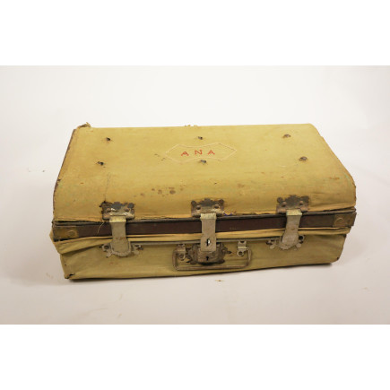 Vente de valise en fer et toile