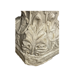 Single piece column base in finely carved white marble capital. 17th Century.