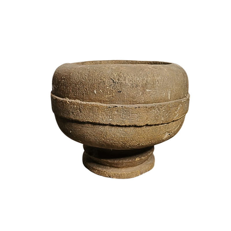 Vasque en pierre sur piédouche