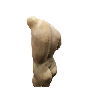 Torse féminin en marbre blanc. XVIII ème siècle ou antérieure.