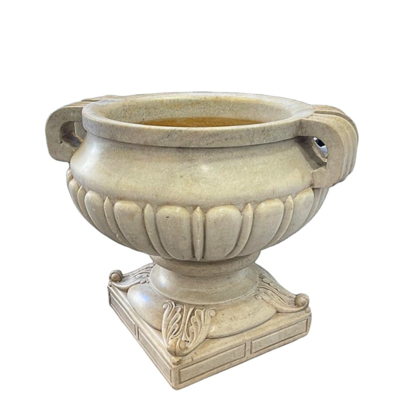 Large round monobloc basin in single piece white marble. End of 19th Century.