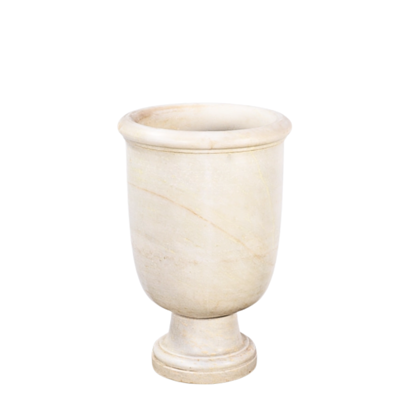 Paire de vases tulipe en marbre blanc. Fin XIX ème siècle.