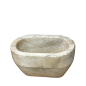 Oval monolithic basin in white marble. Early 18th Century.