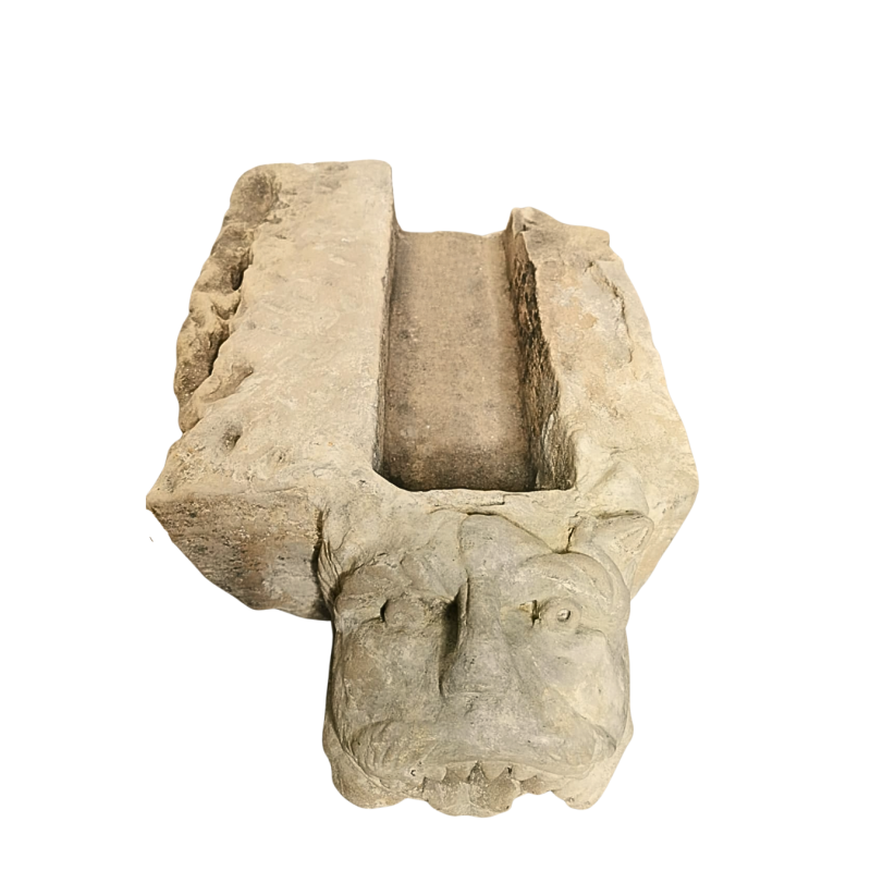 Gargouille primitive en grès beige. Fin XVI ème siècle, début XVII ème.