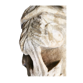 Chapiteau en marbre blanc monobloc. XVIII ème siècle ou antérieur.