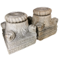 Paire de bases de colonnes en marbre blanc sculpté. Fin XVII ème siècle ou début XVIII ème siècle. Paire de bases de colonnes en marbre blanc sculpté. Fin XVII ème siècle ou début XVIII ème siècle.
