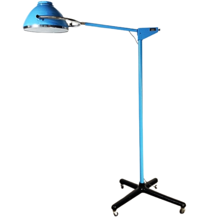 Iron surgical lamp